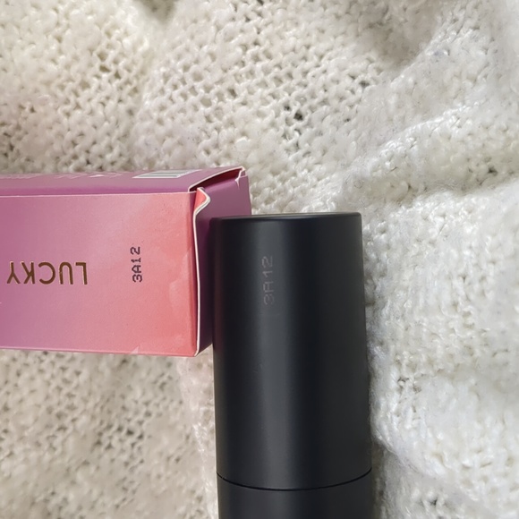 LUCKY CHICK Lip And Cheek Multi Stick in Lucky Days, 8g/0.28oz - Picture 9 of 11
